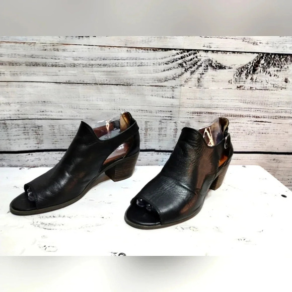 Lucky Barino Bootie Black size 8 Dressy Neutral Heel‎ Open Toe Office Leather - Picture 2 of 6